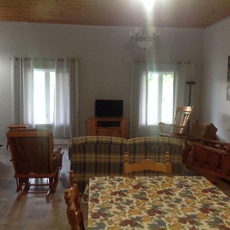 Les Appartement 4 Saisons Des Iles Saint-Gédéon Екстериор снимка